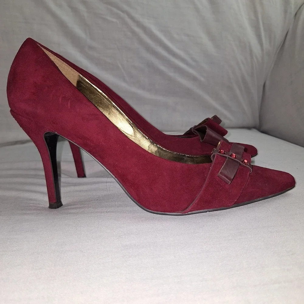 Whimsigoth Retro Suede Pointed Toe Bow Heels Nine West NWFRANCESS Burgundy 8M